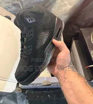 Kids Retro 5 All Black Sneakers