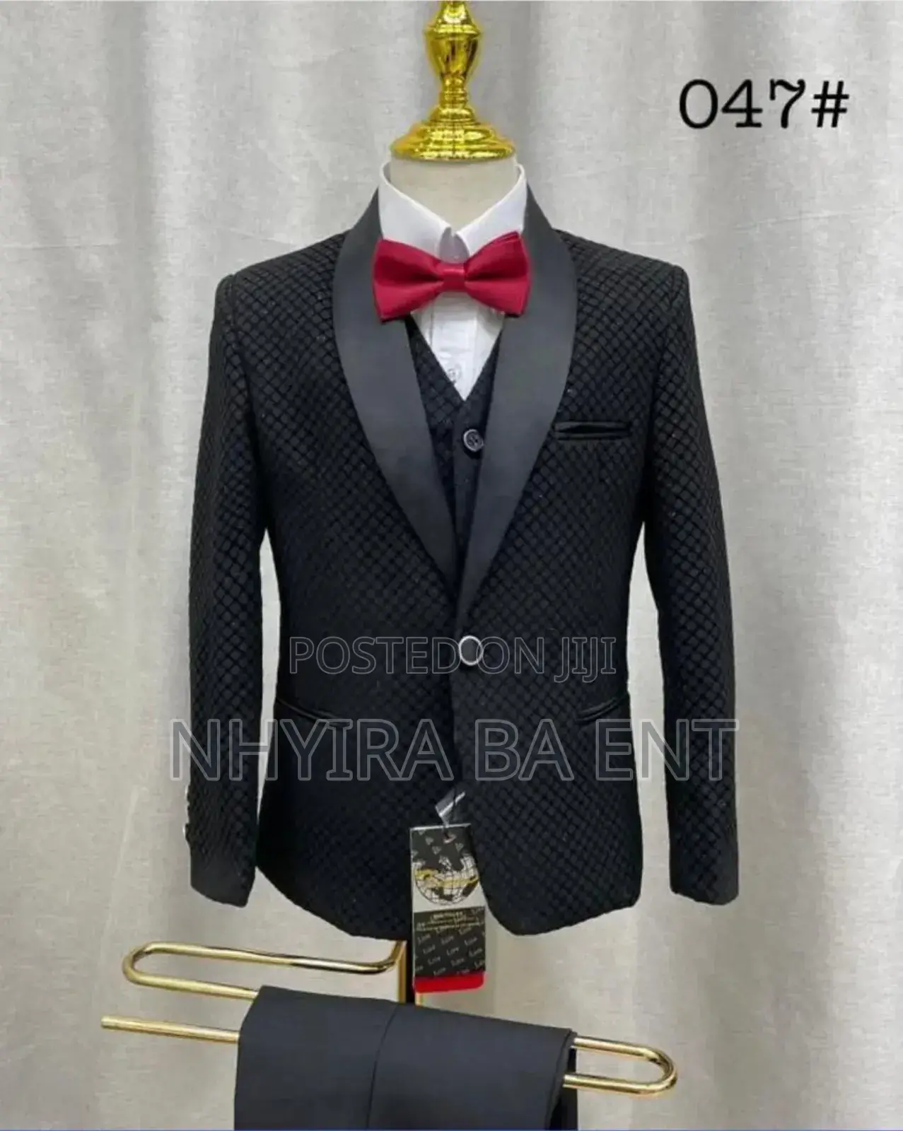 Quality Daro Stones Tuxedo 3pcs Suit Available in Stock