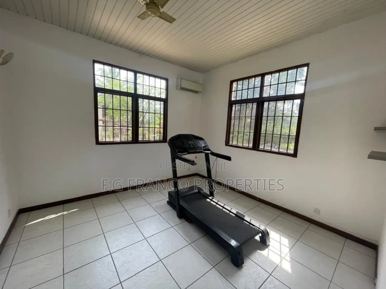 3bdrm House in Kg Franco Properties, Ashaiman Municipal for rent