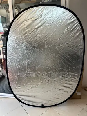 2 In 1 100 X 150 Cm Collapsible Reflector (White + Silver) Illuminator