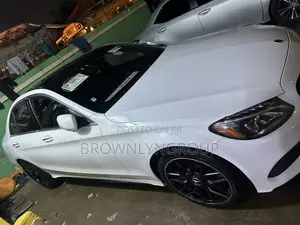 Mercedes Benz C300 2017 for Rent