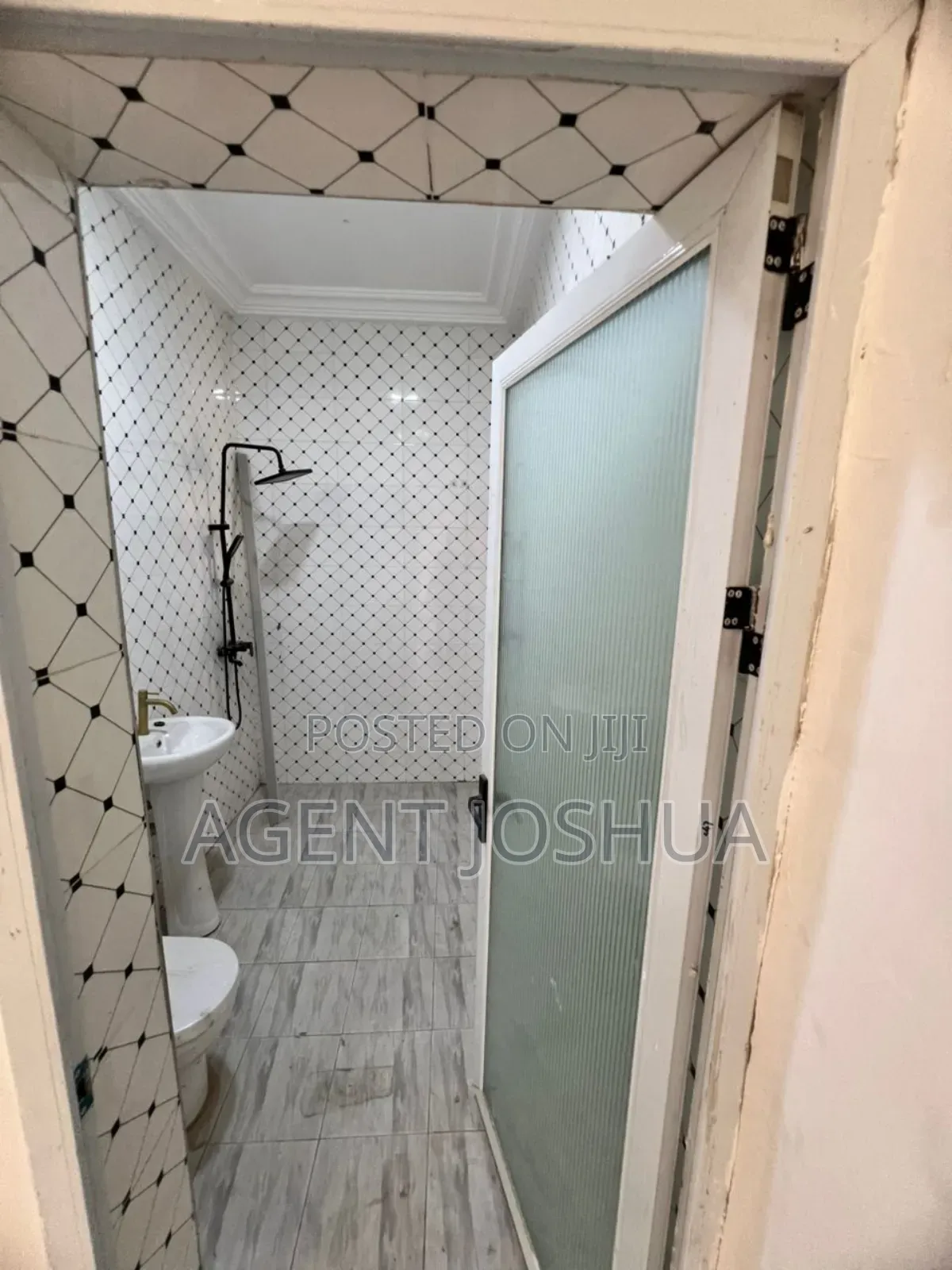 3bdrm Townhouse / Terrace in Manet Courtage, Spintex for rent