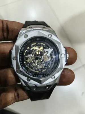 Poedagar Premium Watch