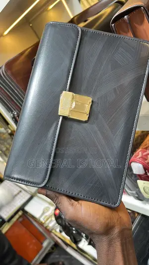 Mont Blanc Black Leather Men’S Purse/Cluthes