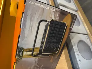 JBL Authentic300