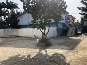 7bdrm House in East Legon, Accra Metropolitan for rent