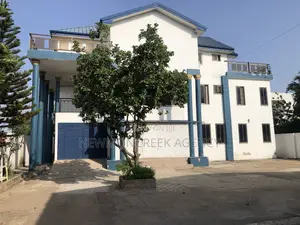 7bdrm House in East Legon, Accra Metropolitan for rent