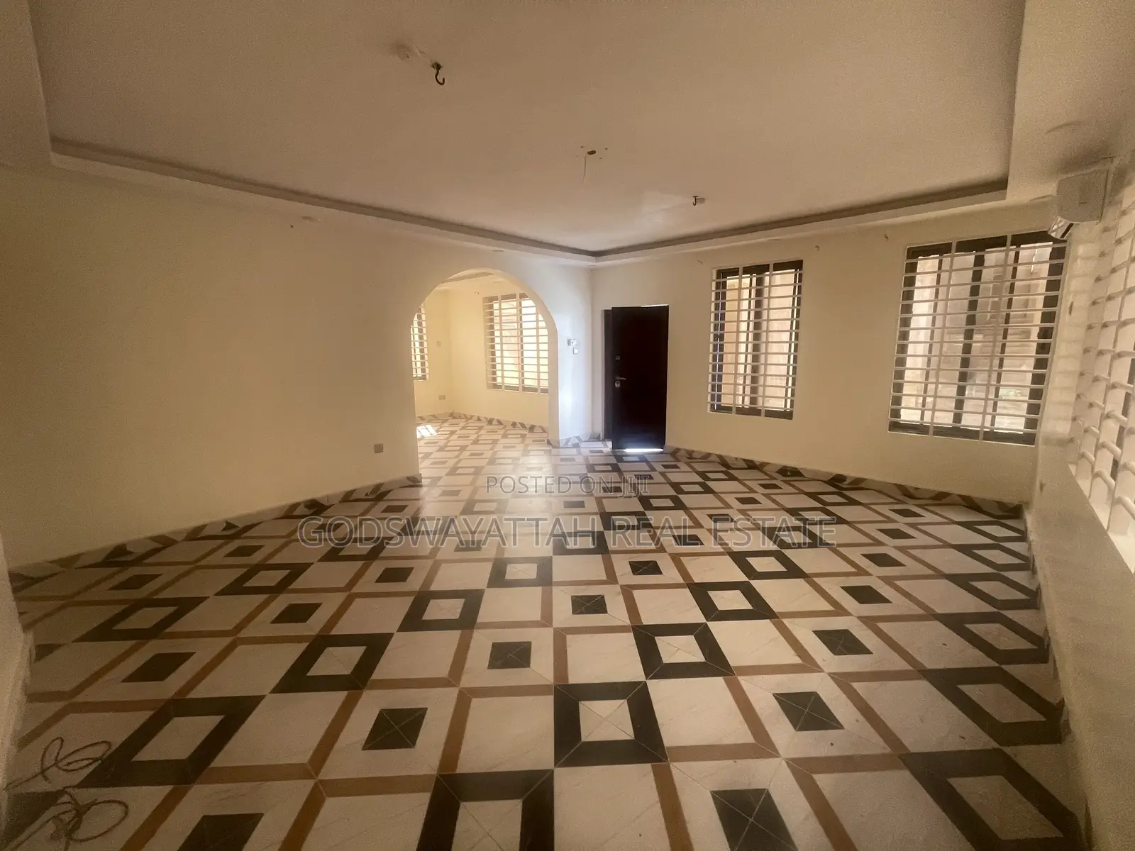 3bdrm Apartment in East Legon, Adjiriganor for rent