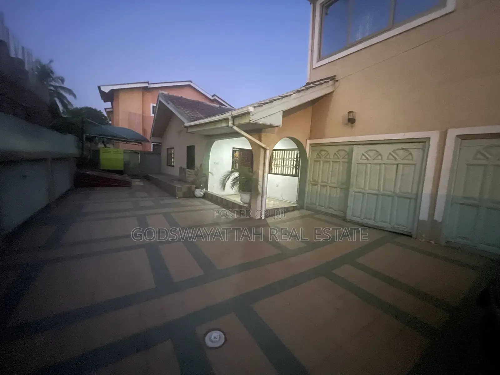 2bdrm Apartment in East Legon, Adjiriganor for rent