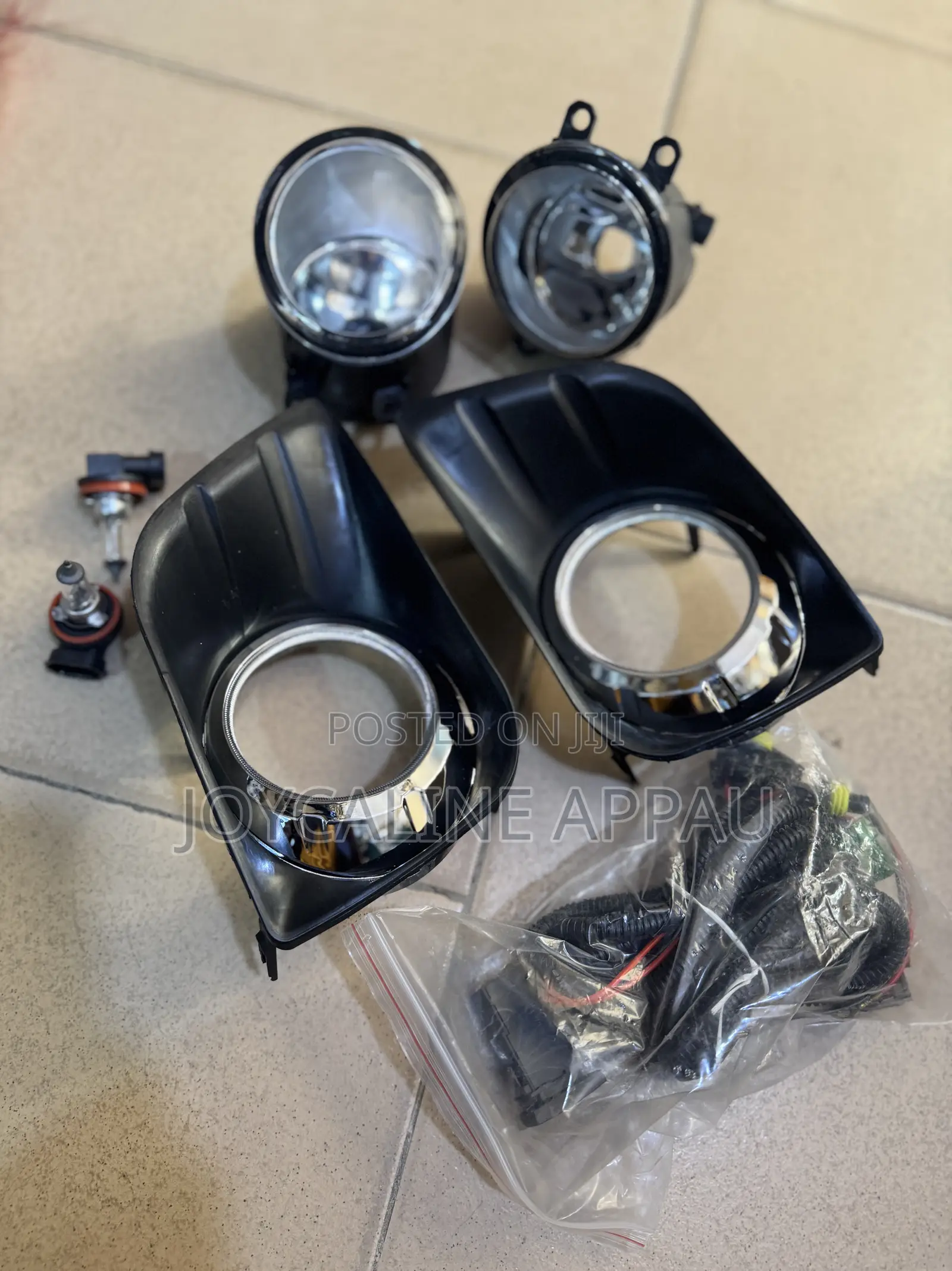 Toyota Land Cruiser Prado 2010 Fog Light and Cover With Bulbs and Wire