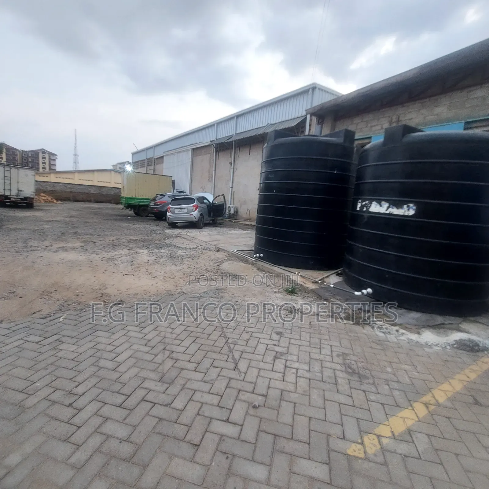 Warehouse for Sale at Spintex Man Road