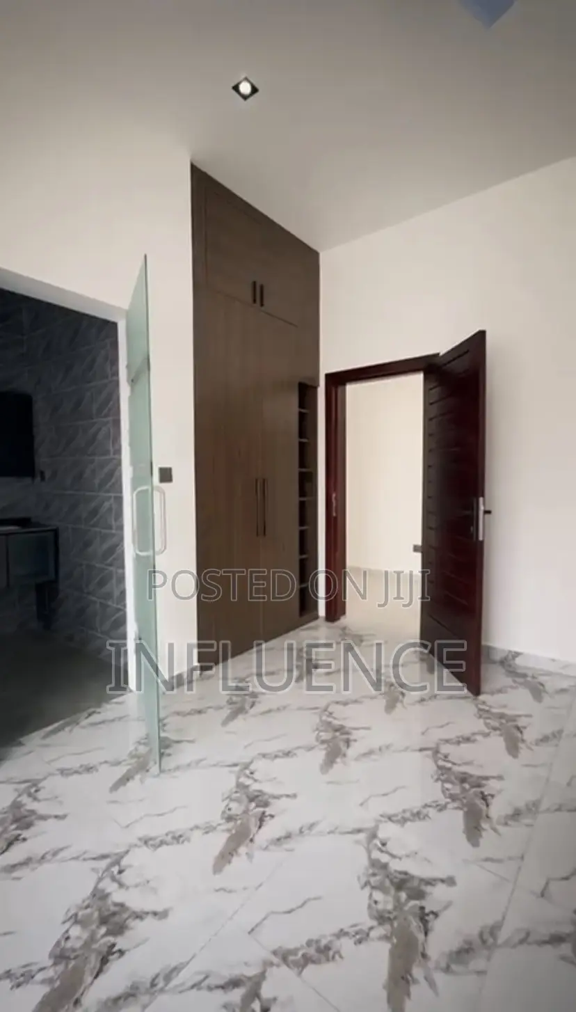3bdrm House in American House Area, East Legon for sale