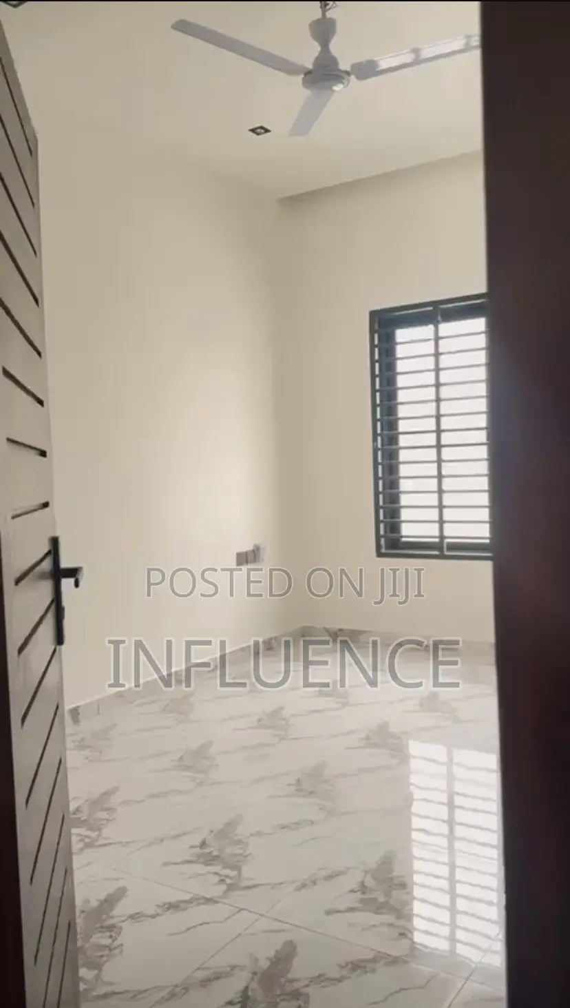 3bdrm House in American House Area, East Legon for sale
