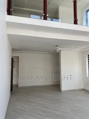 4bdrm House in Achimota for sale