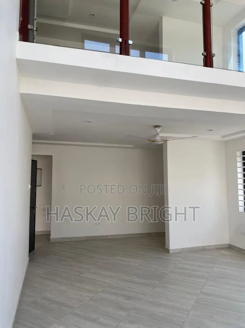 4bdrm House in Achimota for sale