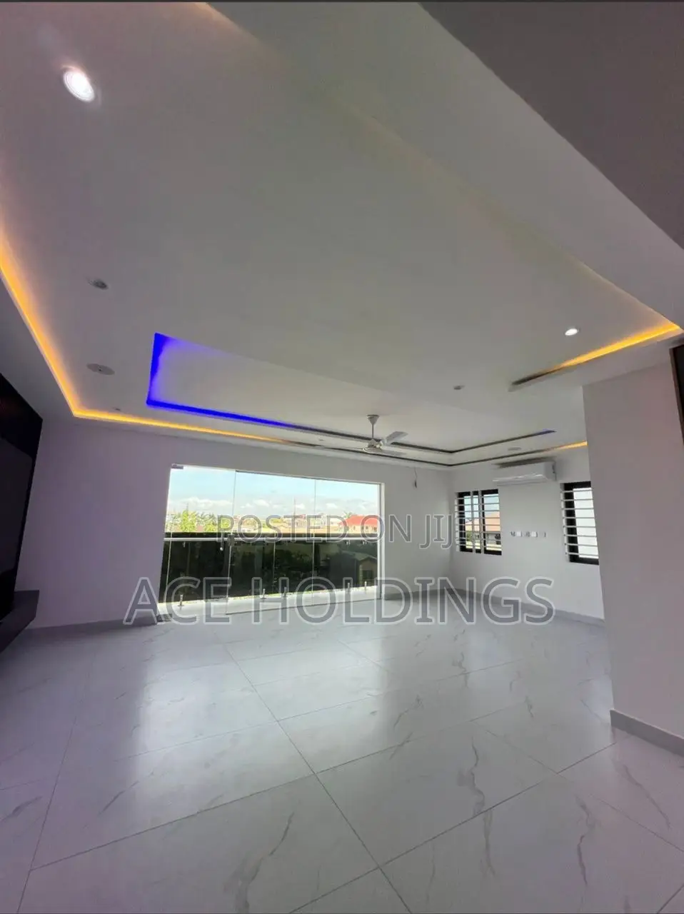 3bdrm Mansion in Ashale Botwe for sale