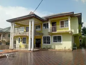 5bdrm House in Hometrust Properties, Akuapim South for sale
