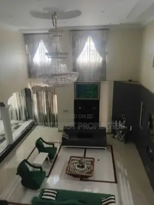 5bdrm House in Hometrust Properties, Akuapim South for sale
