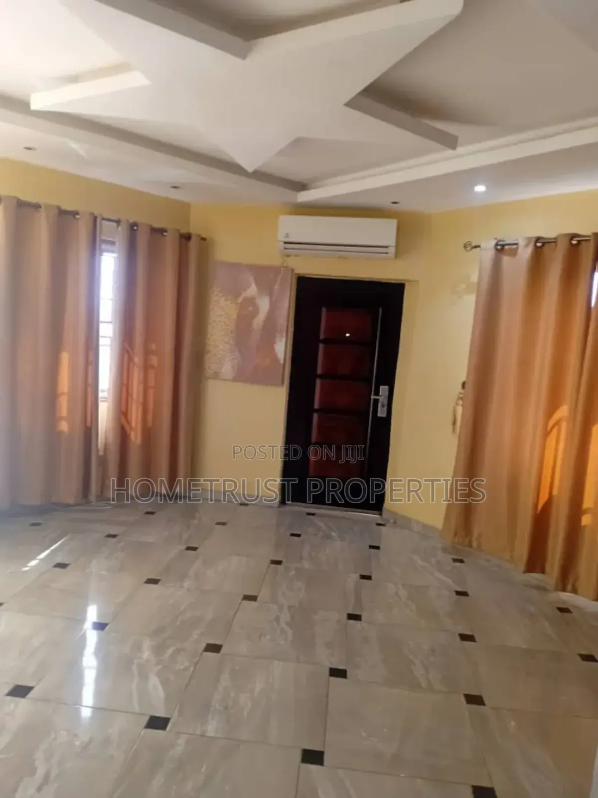 5bdrm House in Hometrust Properties, Akuapim South for sale