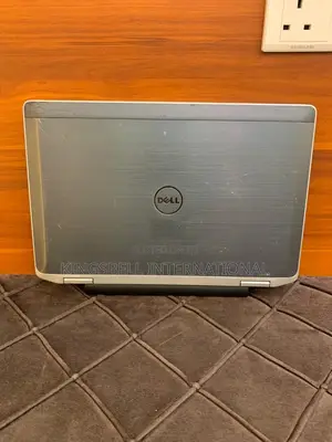 Laptop Dell Latitude E6420 4GB Intel Core i5 HDD 500GB