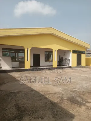 3bdrm Apartment in Tema Middle East for rent