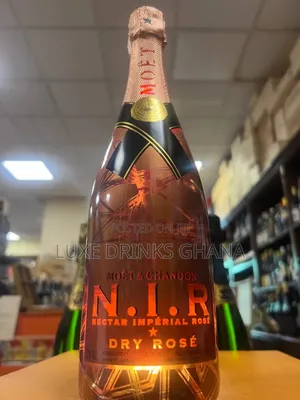 Moet Nectar Rose Luminous Uk Standard