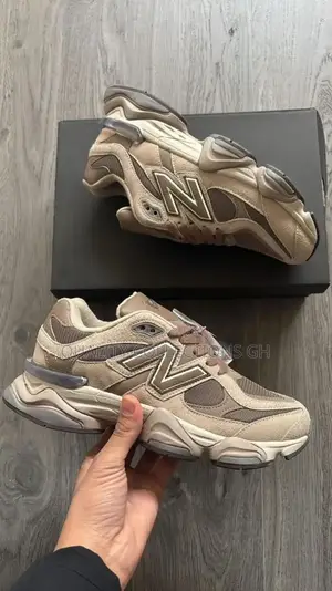 New Balance 9050 Light Brown