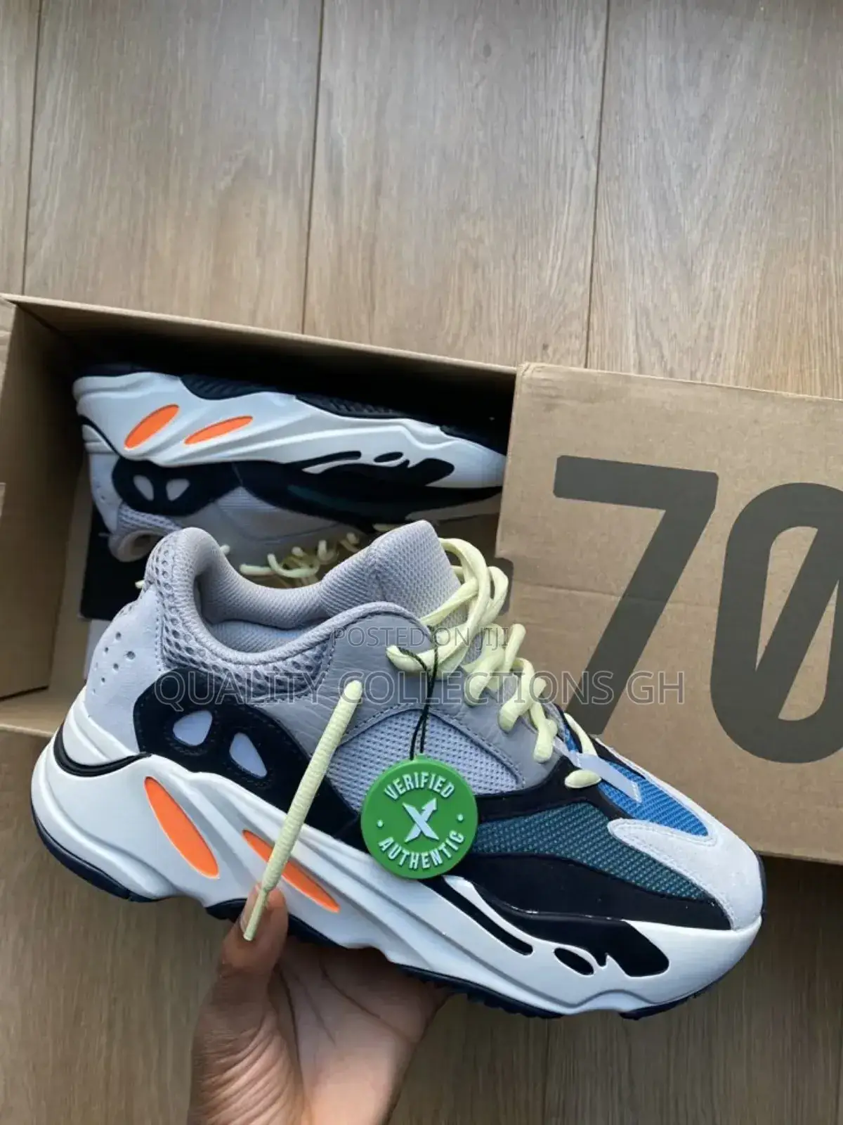 Adidas Boost 700 Multicoloured