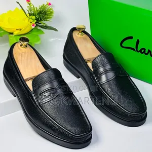 Newest Design Black Clarks Loafers