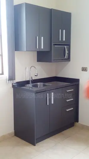 Modern Mini Kitchen for Your Apartment With Sink