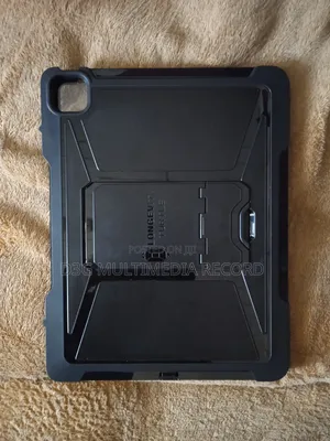 Apple iPad Pro M2 12.9"-13inches