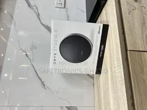 Ultra Modern (Black) Onyx Studio 9 (Nine) Harman Kardon Speaker