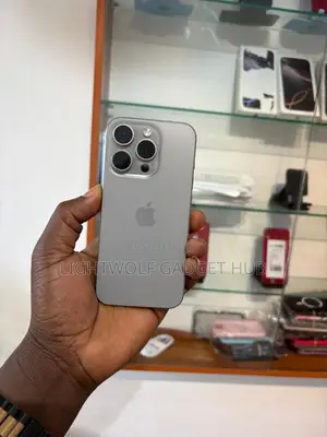 New Apple iPhone 15 Pro Max 256 GB