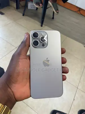 New Apple iPhone 15 Pro Max 256 GB