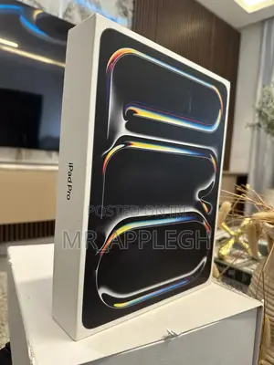 New Apple iPad Pro 13 (2025) 256 GB Black