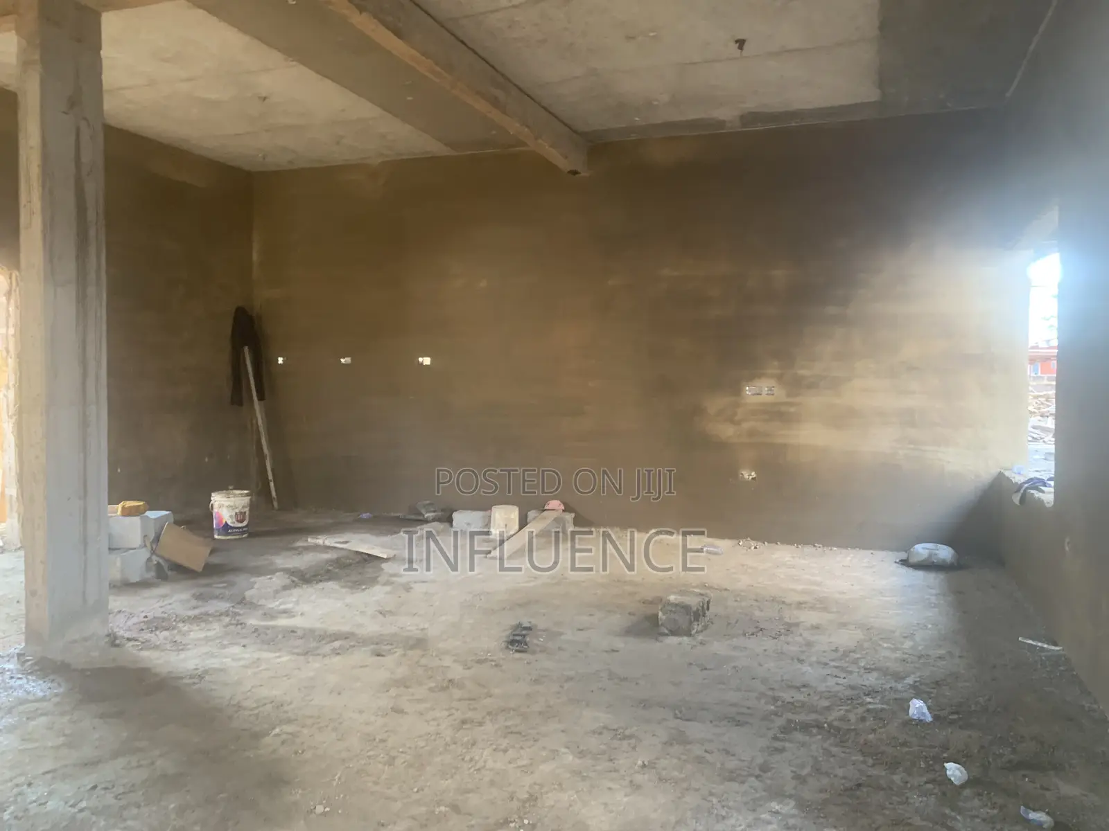 3bdrm House in American House Area, East Legon for sale
