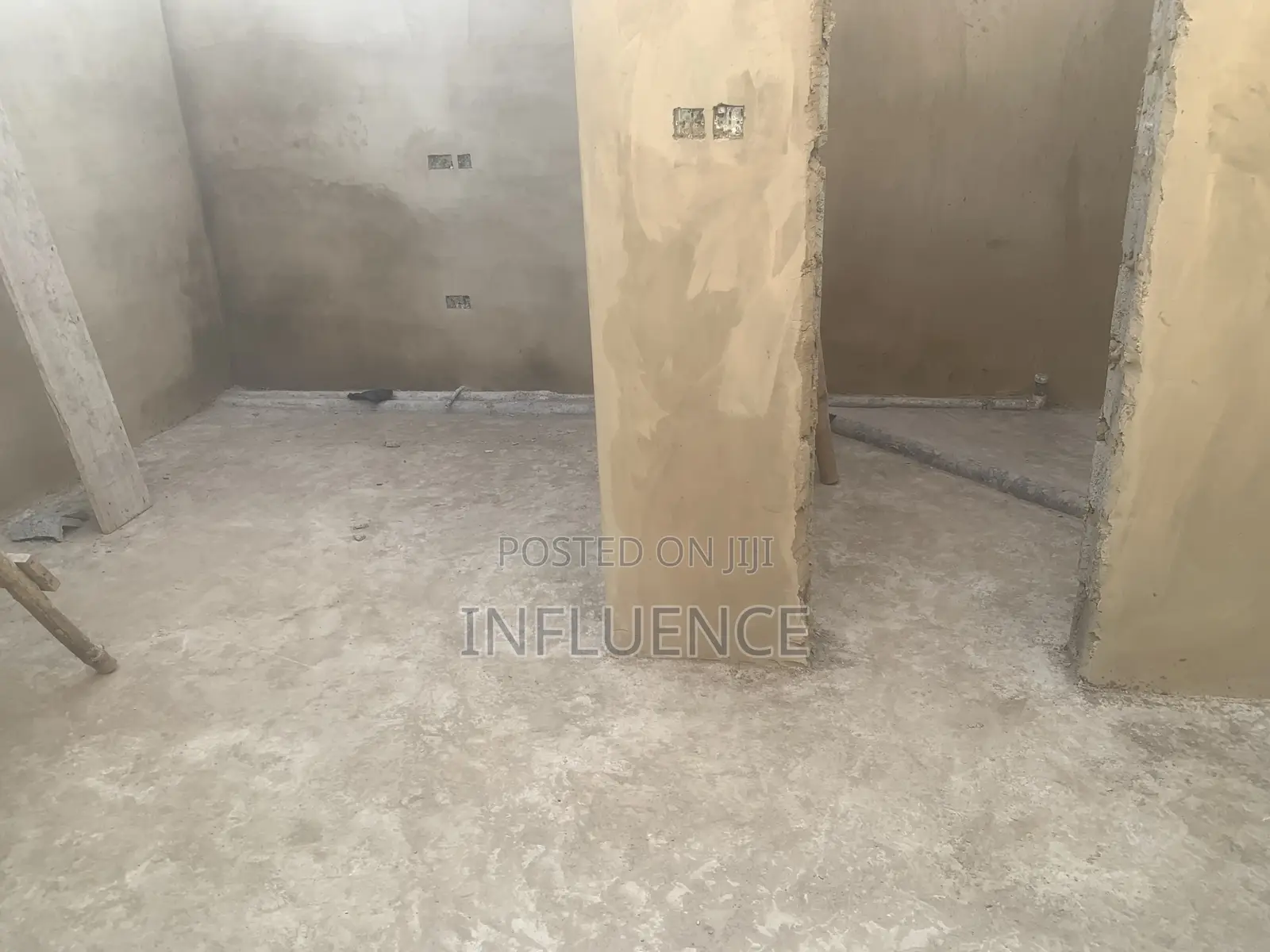 3bdrm House in American House Area, East Legon for sale