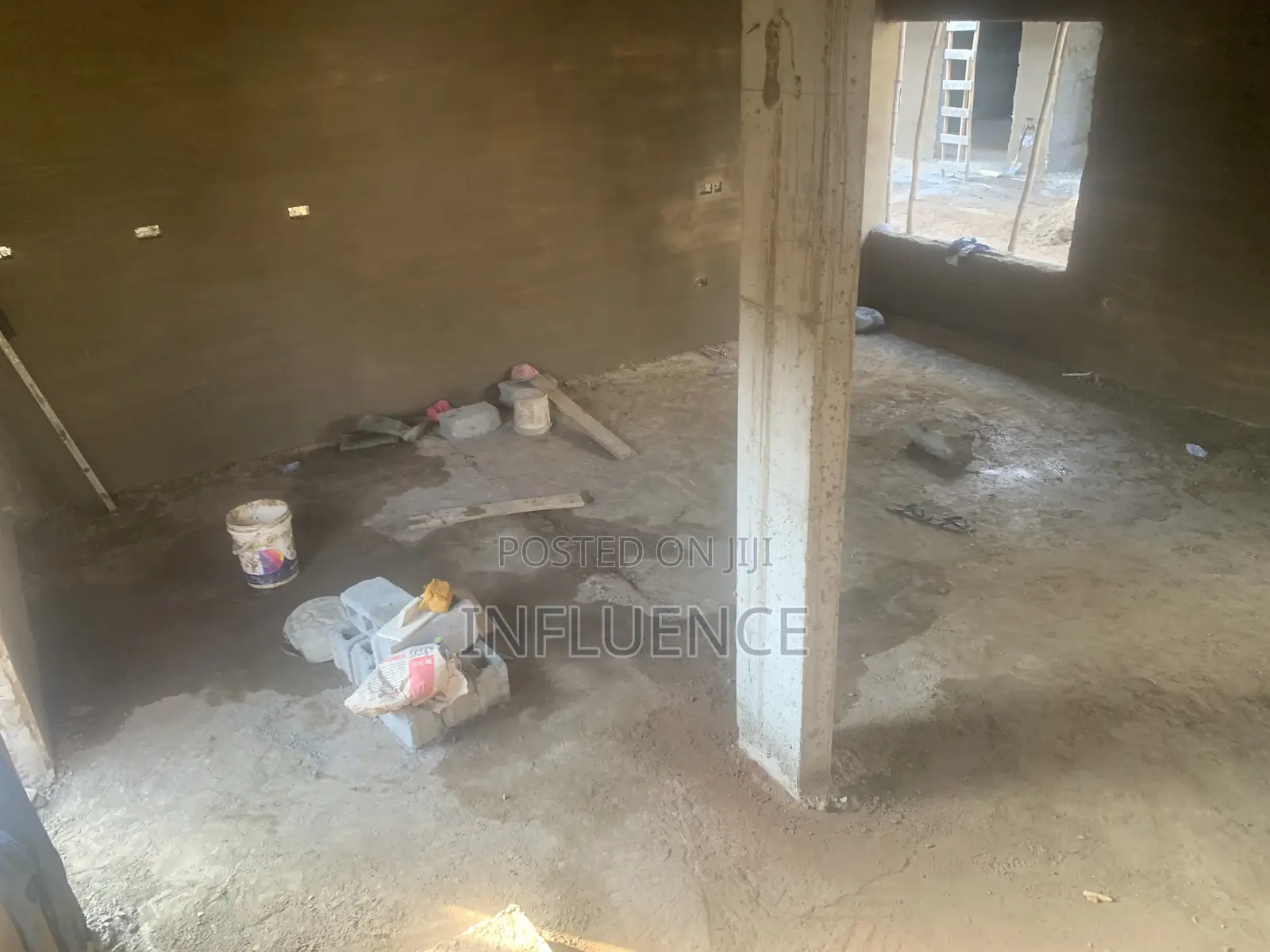 3bdrm House in American House Area, East Legon for sale