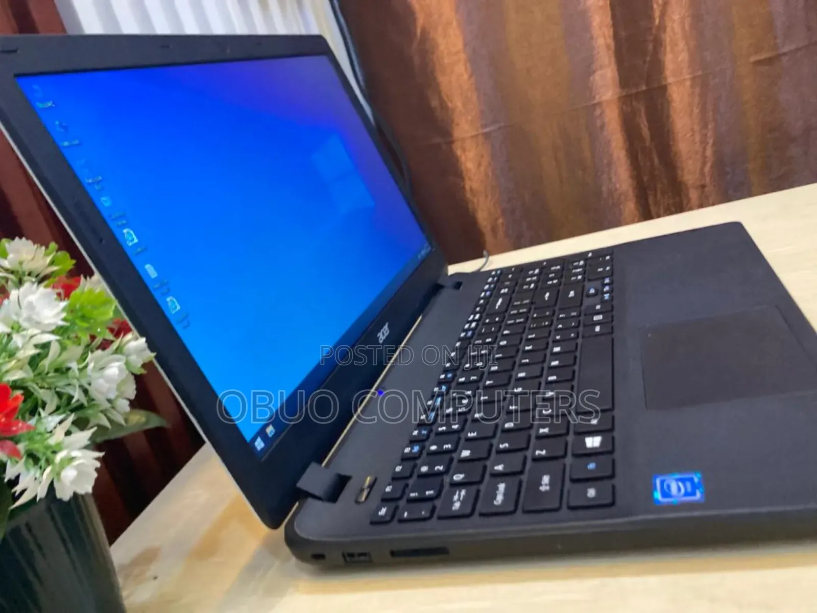 Laptop Acer 4GB Intel HDD+SSD 500GB