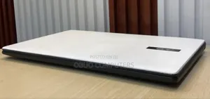 Laptop Acer 4GB Intel HDD+SSD 500GB