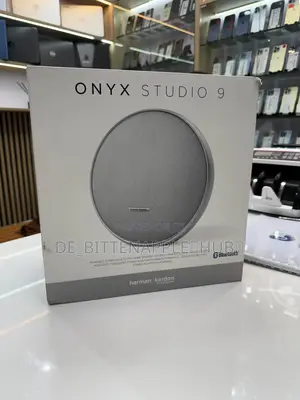 Onyx Studio 9