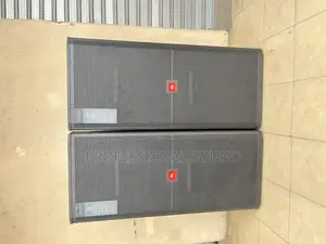 JBL Srx725 Dual 15-Inch High-Power Two-Way Passive Loudspeakers.