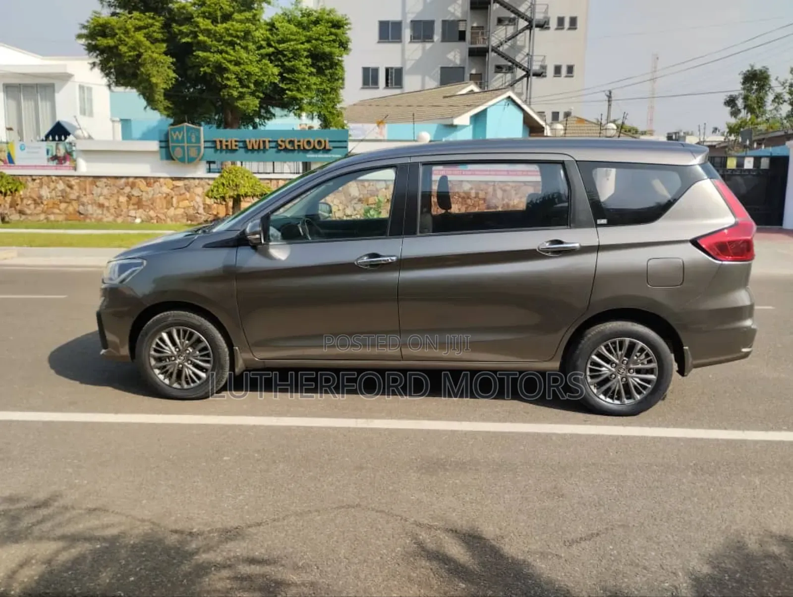 Toyota Rumion 1.5 FWD 2022 Gray