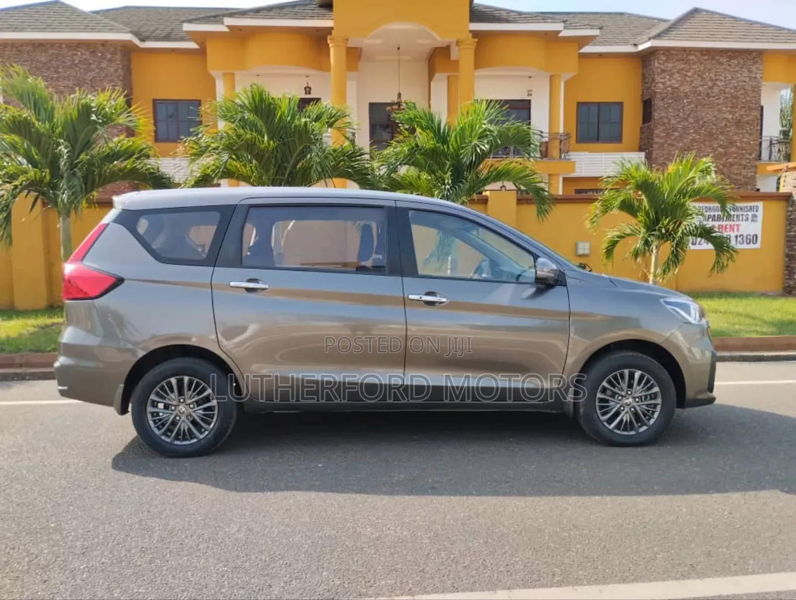 Toyota Rumion 1.5 FWD 2022 Gray