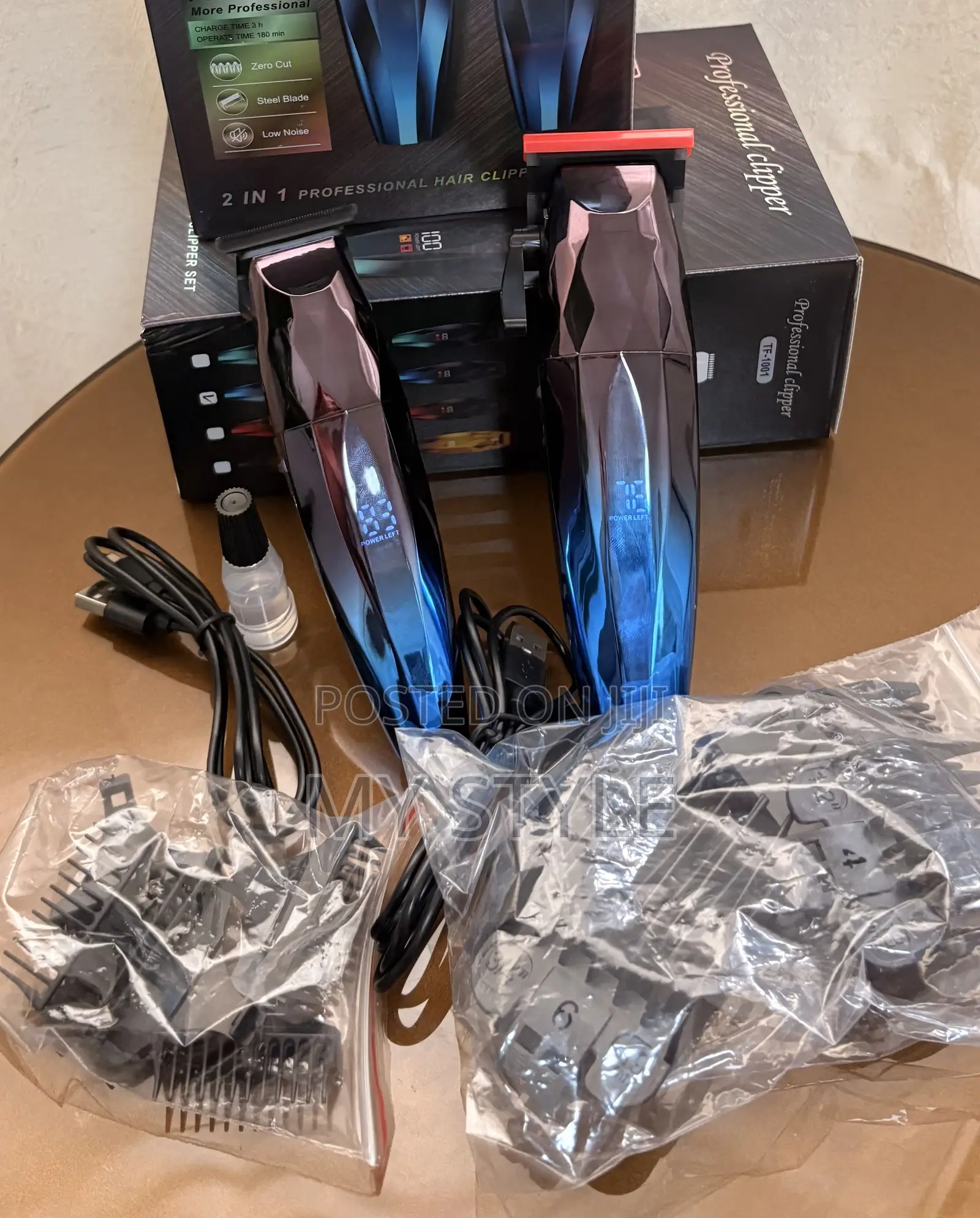 Clipper and Trimmer 2 in 1 Battery Level Indicator
