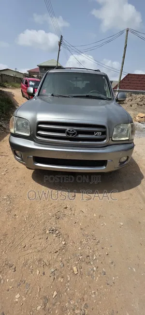 Toyota Sequoia 2001 Gray