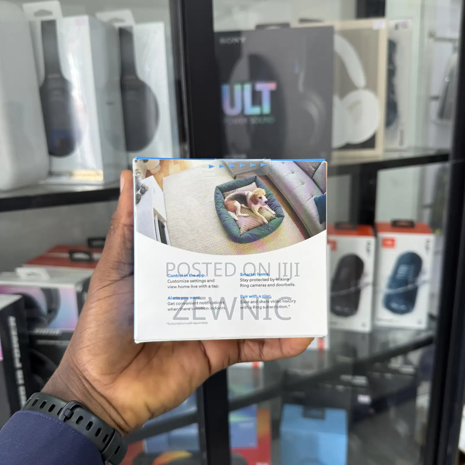 Ring Indoor Plug-in Security Camera (2nd - Generation)