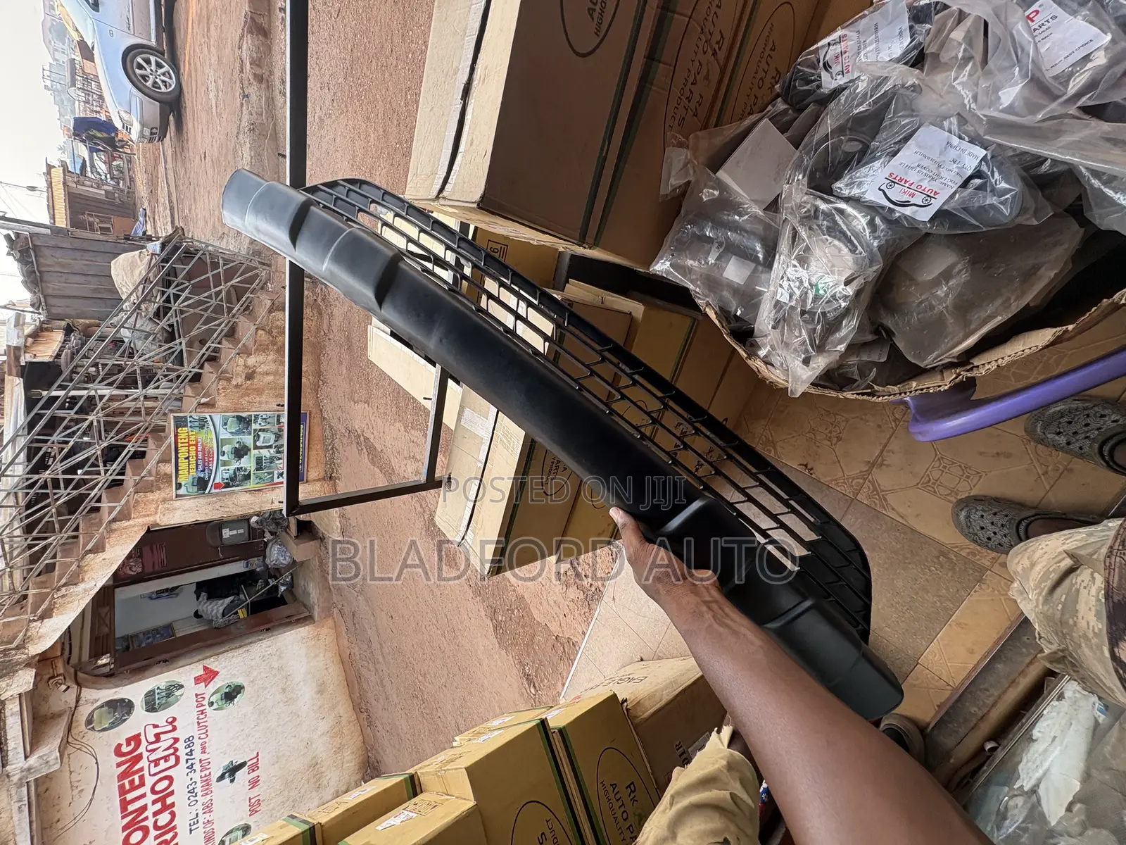 Toyota Matrix 05-08 Bumper Net