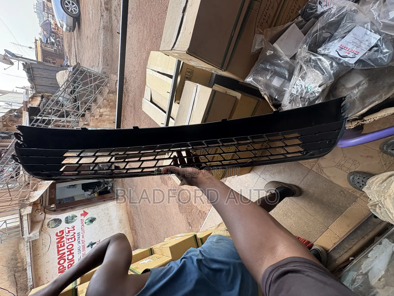 Toyota Matrix 05-08 Bumper Net