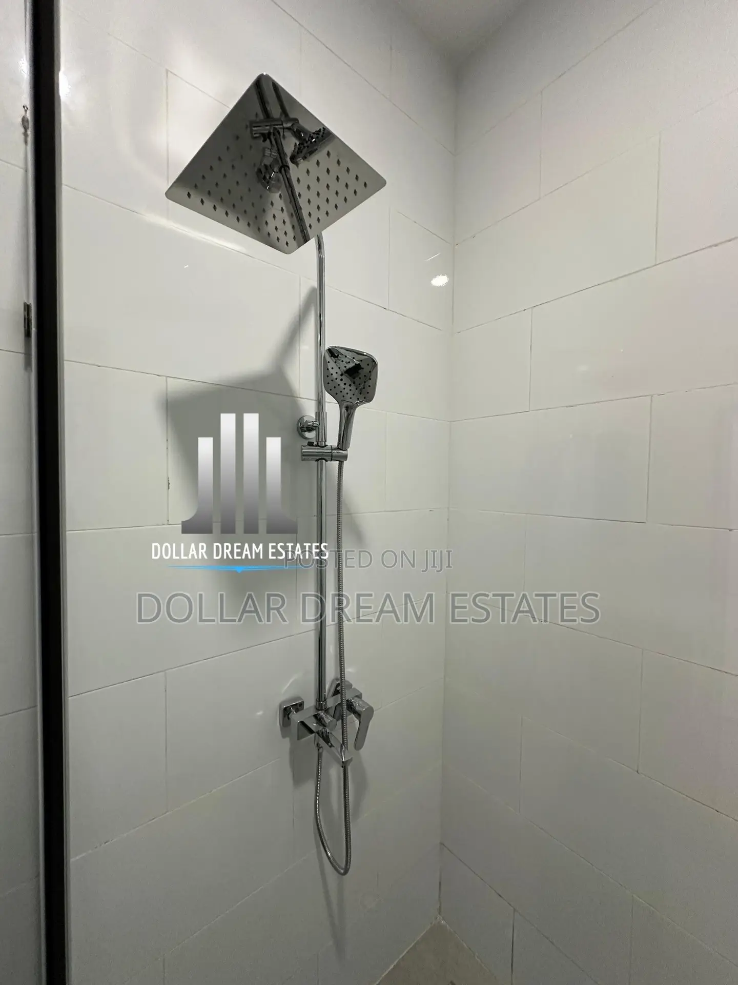 4bdrm House in Lake Side Estate for sale